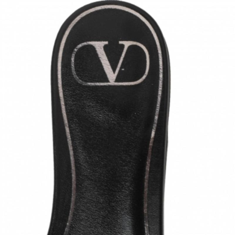 Valentino Garavani Leder Atelier 03 Rose Edition Rutschen Sandalen Größe 35.5 im Zustand „Hervorragend“ im Angebot in Dubai, Al Qouz 2