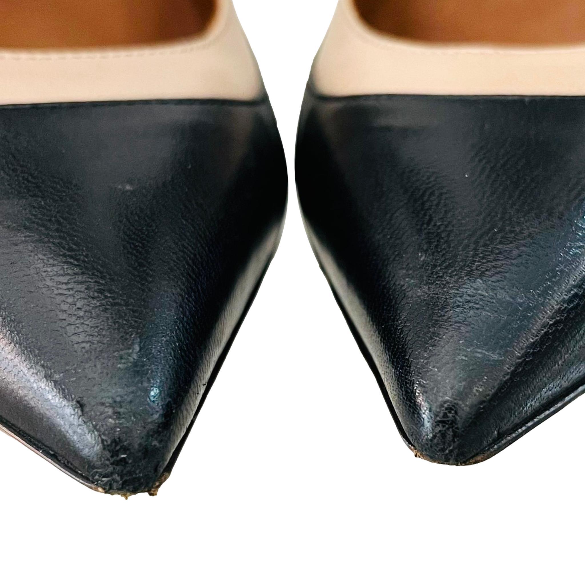 Valentino Garavani Leather Love Latch Heels For Sale 2