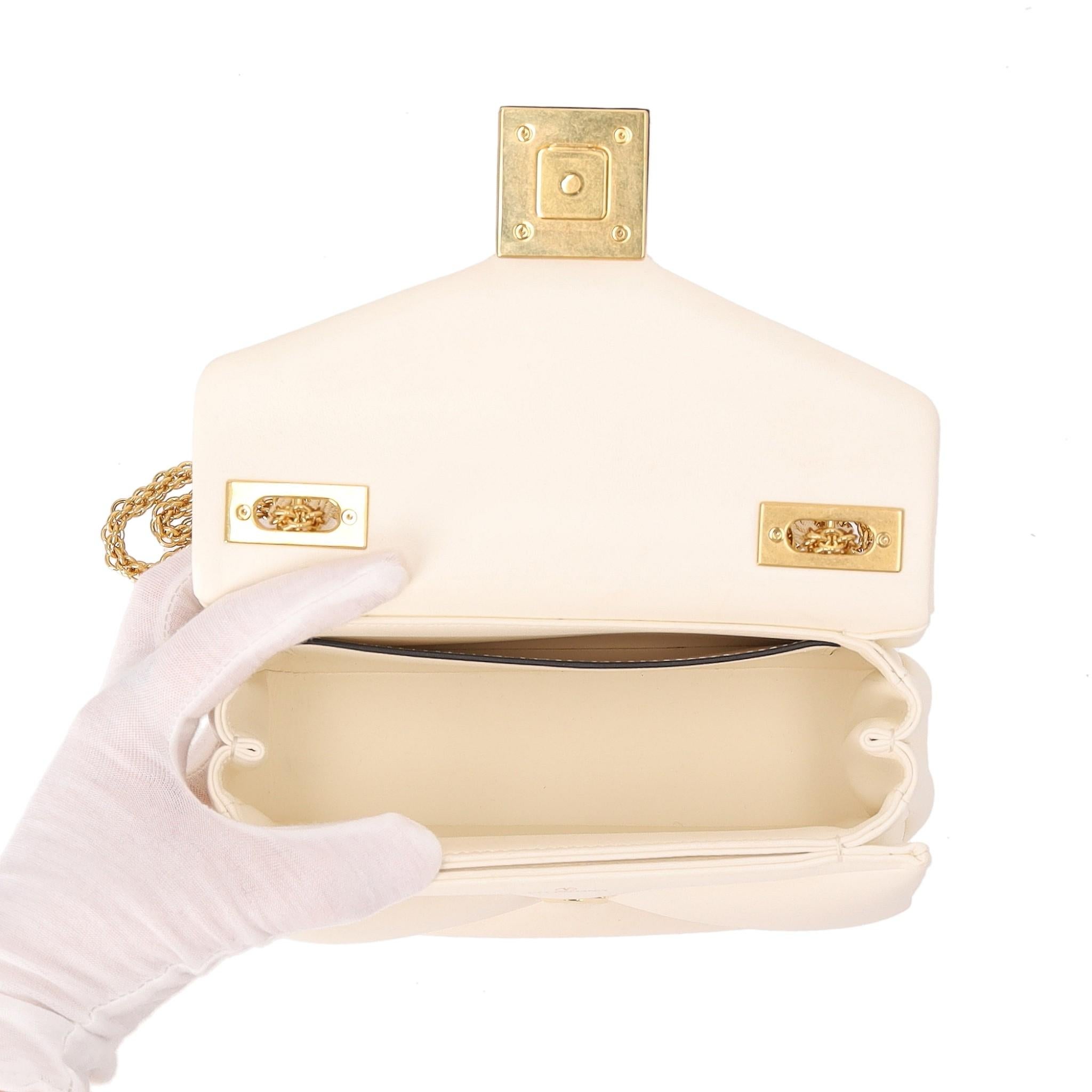 Sac à main Valentino Garavani en cuir avec clous Pour femmes en vente