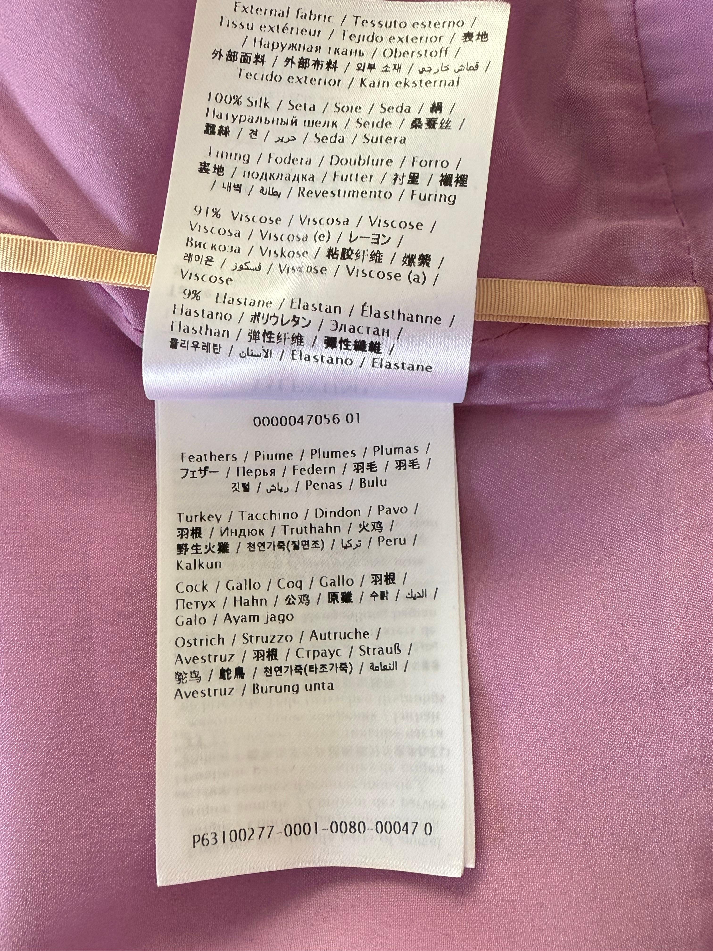 Valentino Garavani - Tuta a gamba larga in seta e lino con bordi di piume color lilla in vendita 10