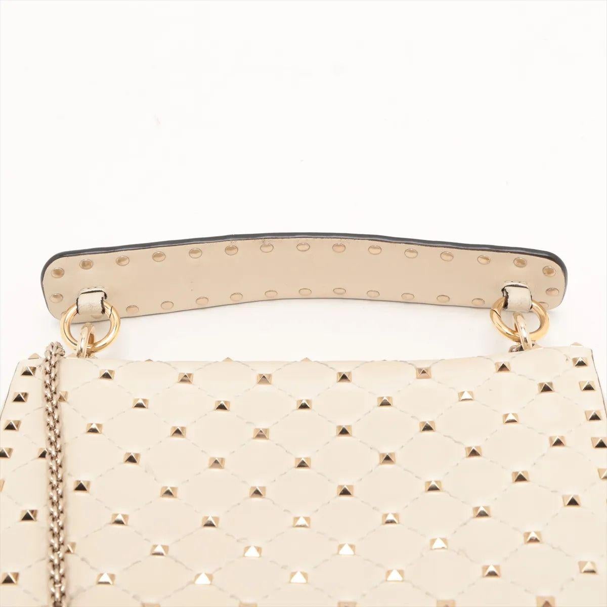 Valentino Garavani Matelasse Rockstud Leder Zwei-Wege-Ketten-Umhängetasche Beige im Angebot 3