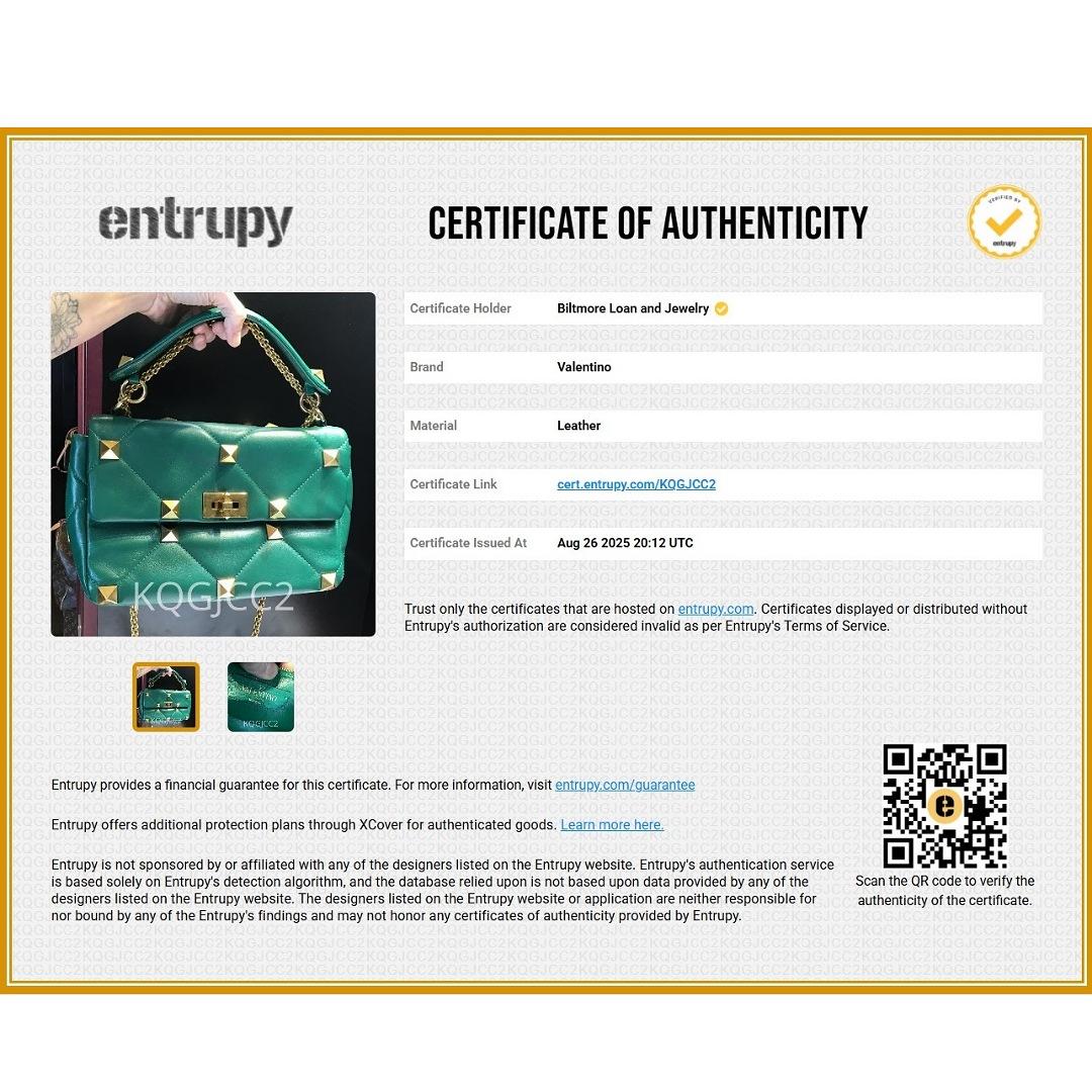 Valentino Garavani Borsa a spalla con borchie in nappa in vendita 6