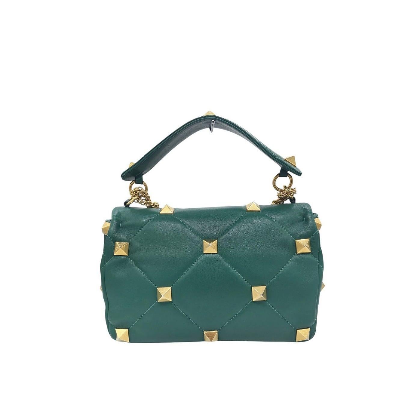 Blu Valentino Garavani Borsa a spalla con borchie in nappa in vendita