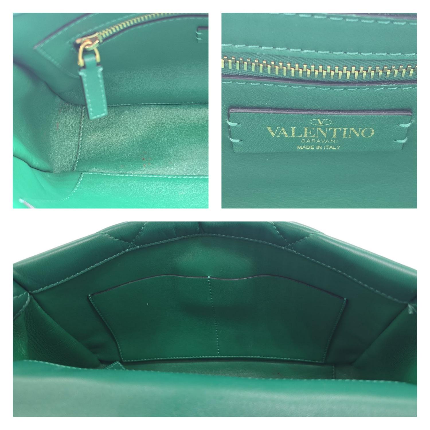 Valentino Garavani Borsa a spalla con borchie in nappa in vendita 4