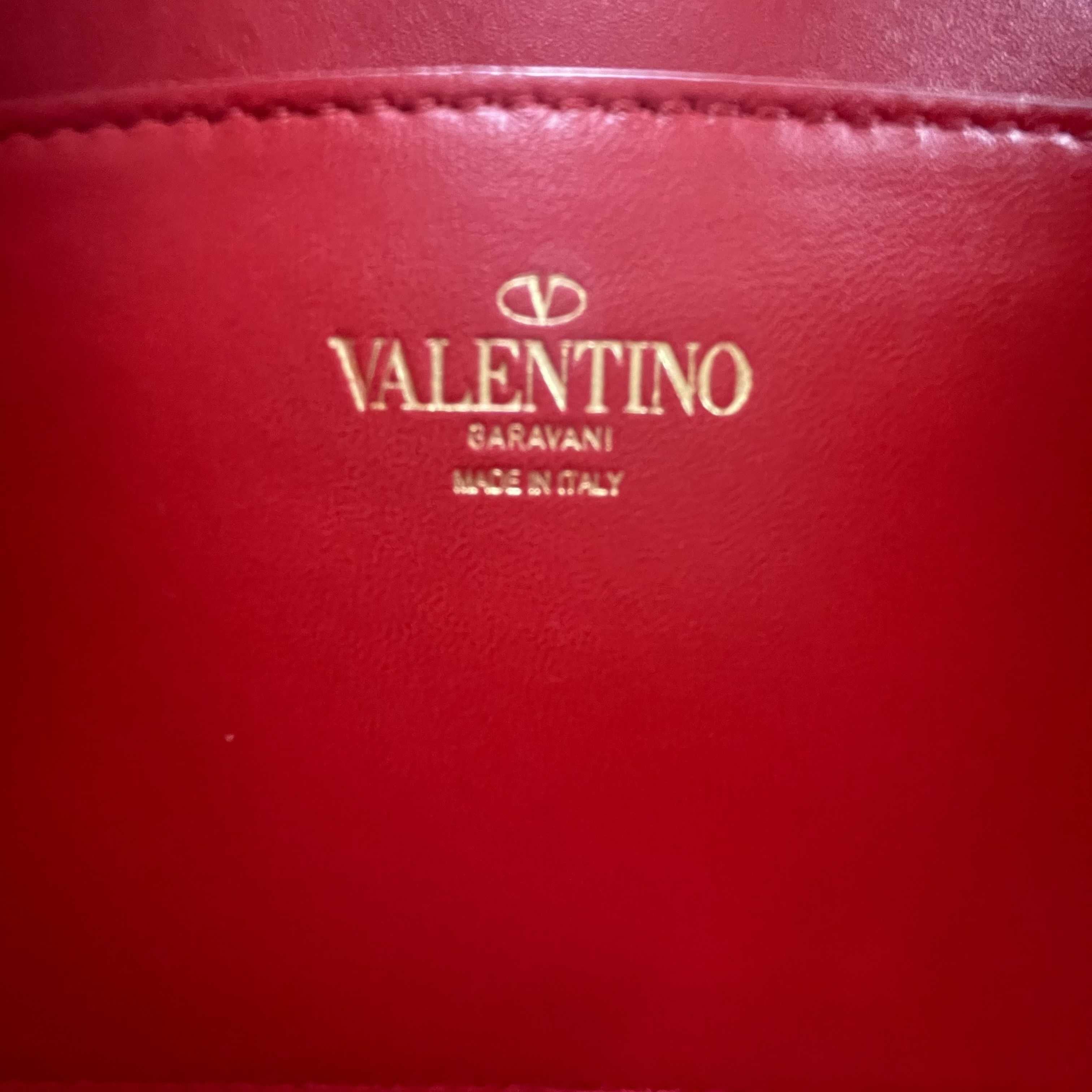 Valentino Garavani - NEW Stud Sign Wicker Shoulder Bag w/ Removable Strap For Sale 7