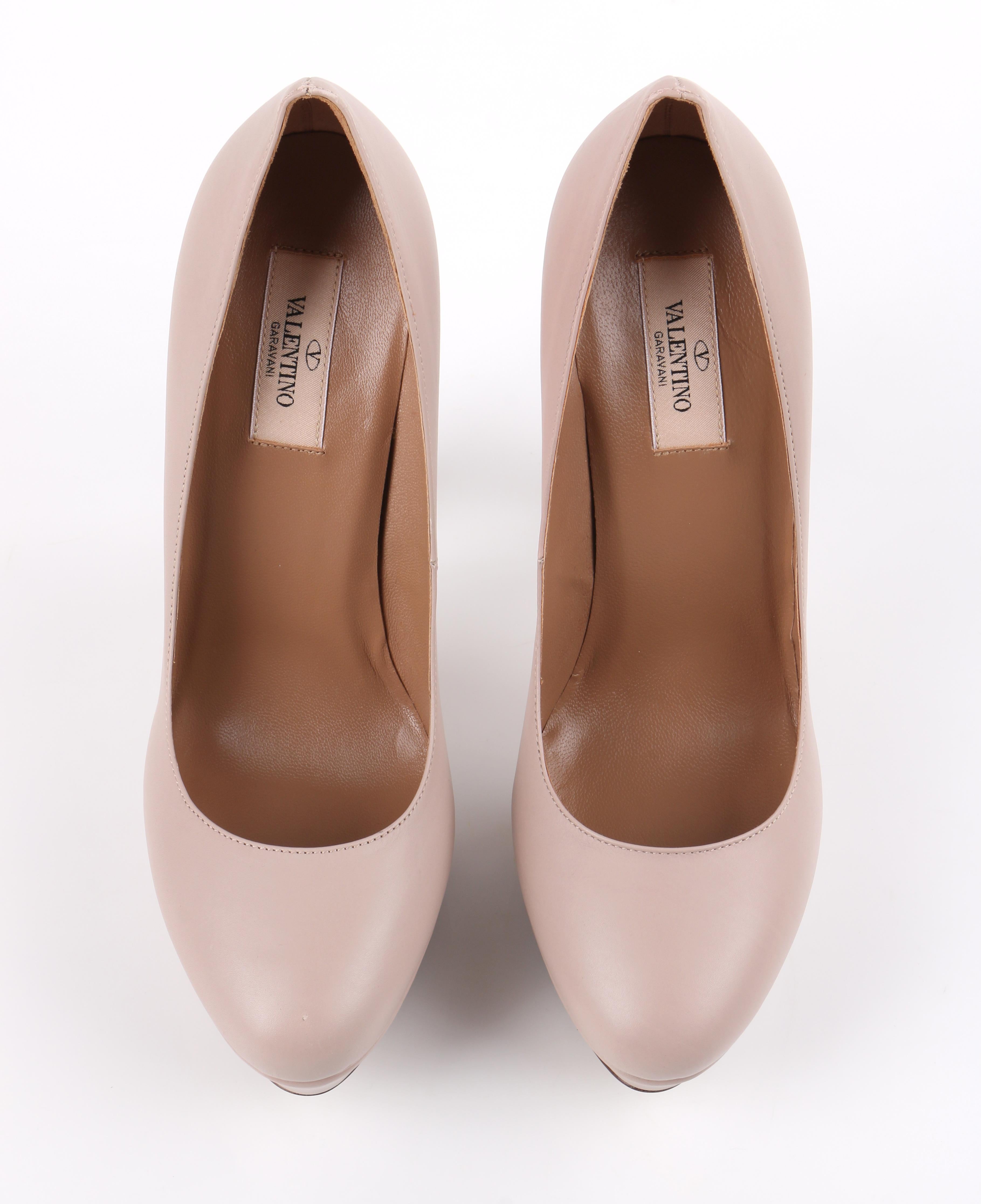 VALENTINO Garavani Nude Leather Classic Platform Pumps Heels NIB 1