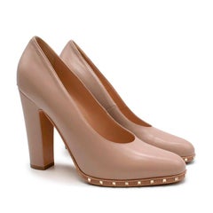 Valentino Garavani Nude Rockstud Heels 40.5