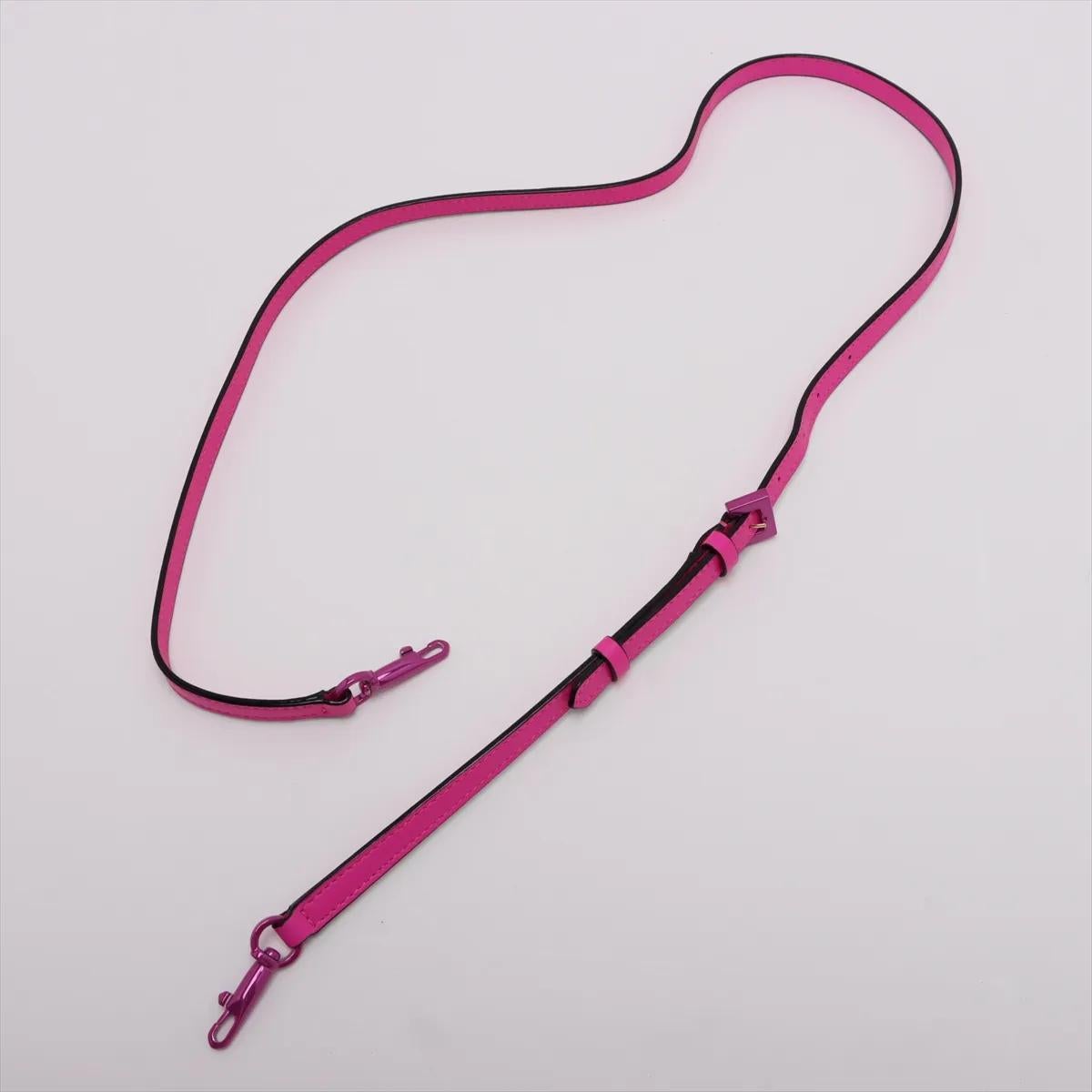 Valentino Garavani - Sac à main à deux volets à un seul clou - Rose en vente 4