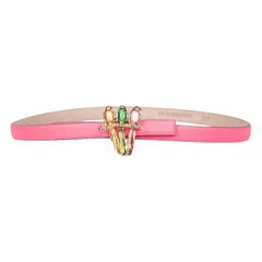 Valentino Garavani Cintura con fibbia a forma di parrocchetto in pelle rosa