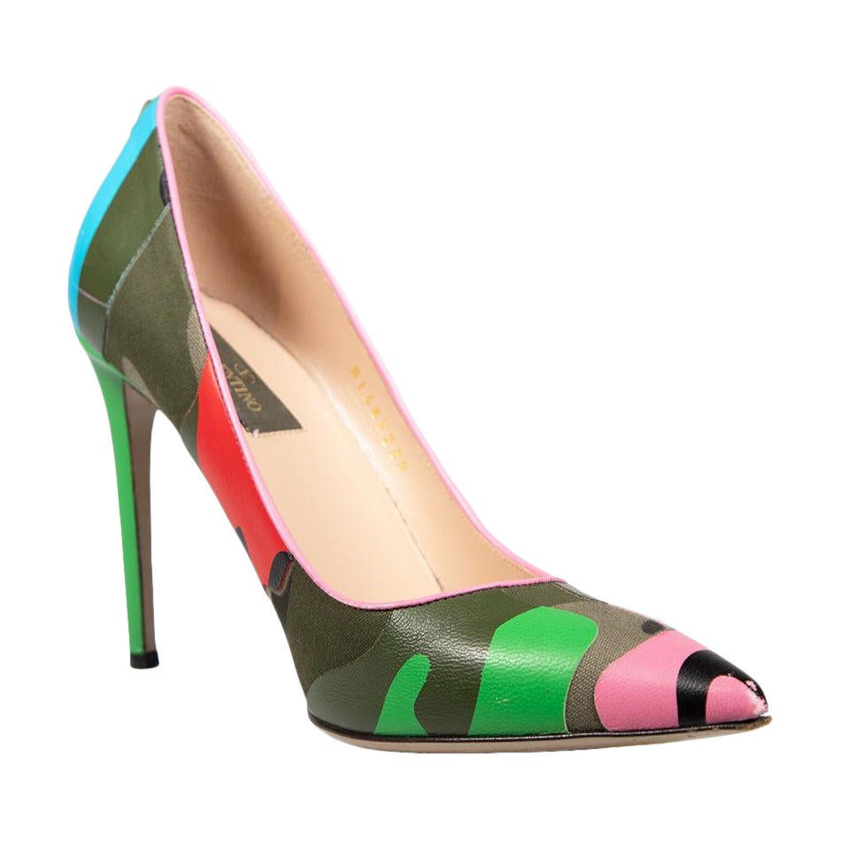 Valentino Garavani Psychedelic Camo Leather Rockstud Pumps Size IT 39