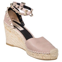 Valentino Garavani Chaussures à talons compensés Rockstud en cuir violet Taille IT 37