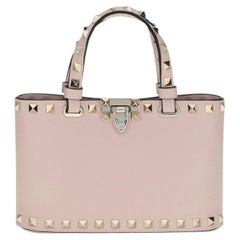 Valentino Garavani Pyramid-Stud Embellished Shoulder Bag — Pink