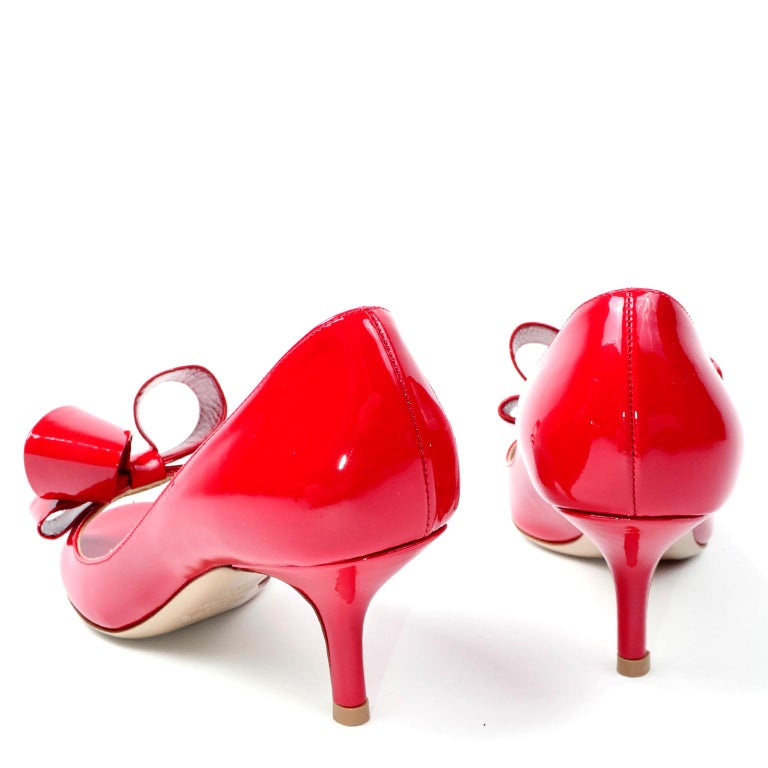 Valentino Garavani Red Leather Bow Shoes With 2.5" Heels at 1stDibs | valentino  bow shoes, valentino bow pumps, valentino bow heels