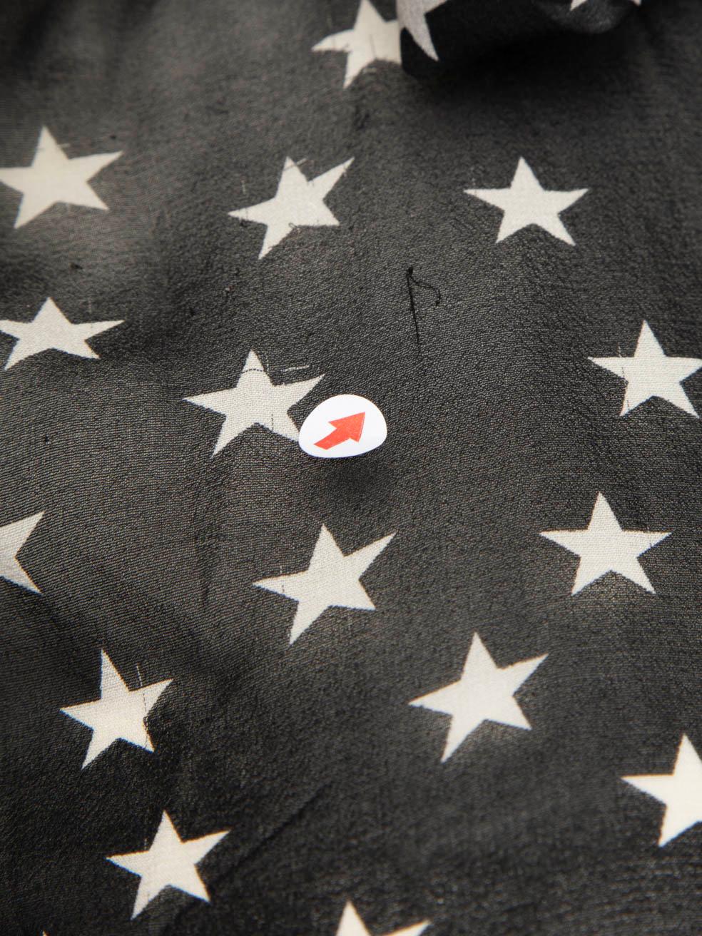 Valentino Garavani Rojo Valentino Negro Blusa Estampada Estrellas Talla S en venta 3
