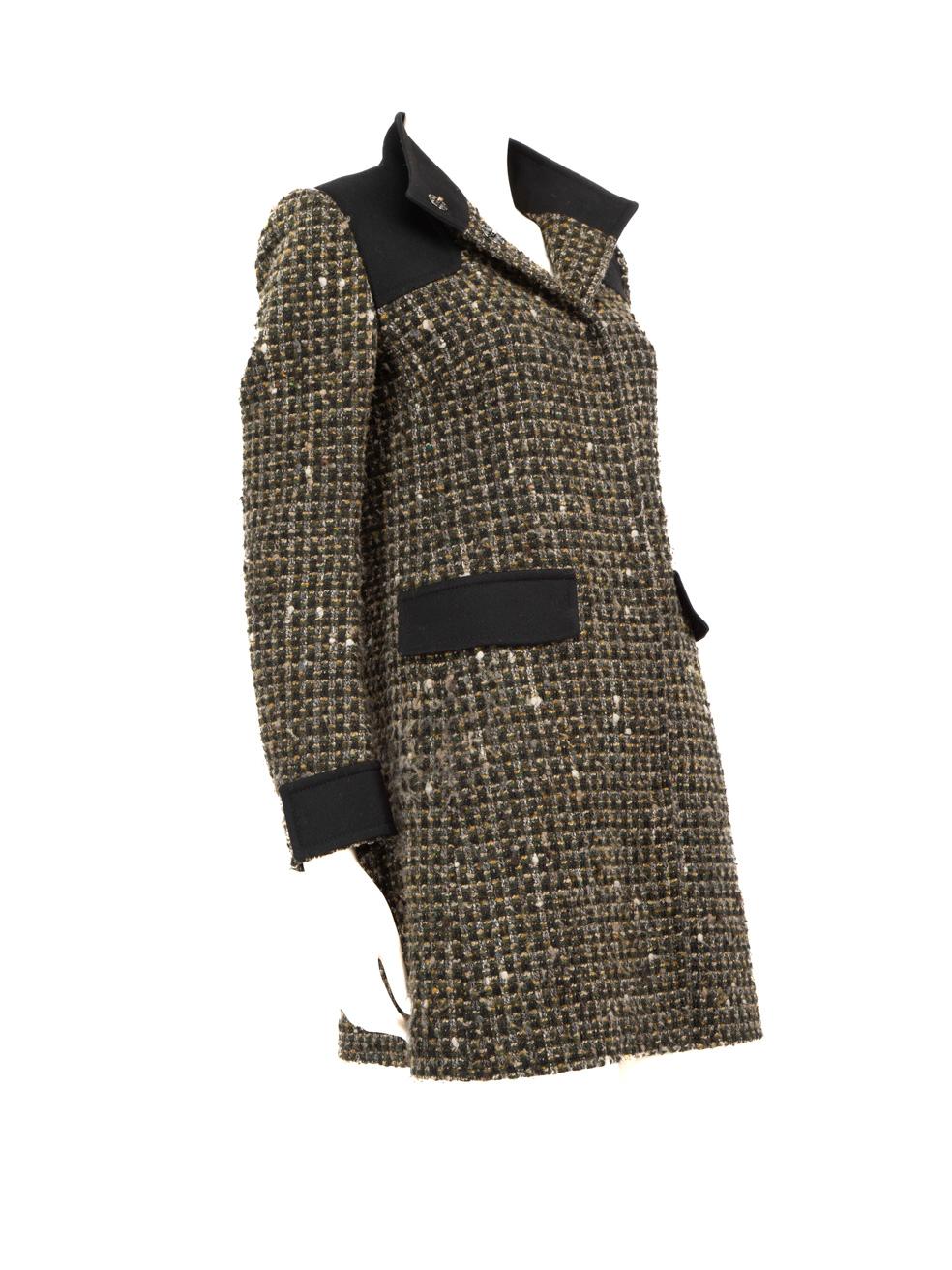 CONDITION is Very good. Minimal wear to coat is evident. Overall pilling on the exterior of the jacket on this used Red Valentino designer resale item.
 Details
 Green
 Tweed
 Coat
 Mid length
 Long sleeves
 Tweed gingham pattern
 2x Front pockets
