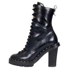 Botines de cuero negro Rockstud de Valentino Garavani, talla 36 de la UE