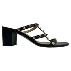Valentino Garavani Rockstud Black Leather Block Heel Gladiator Sandals 39