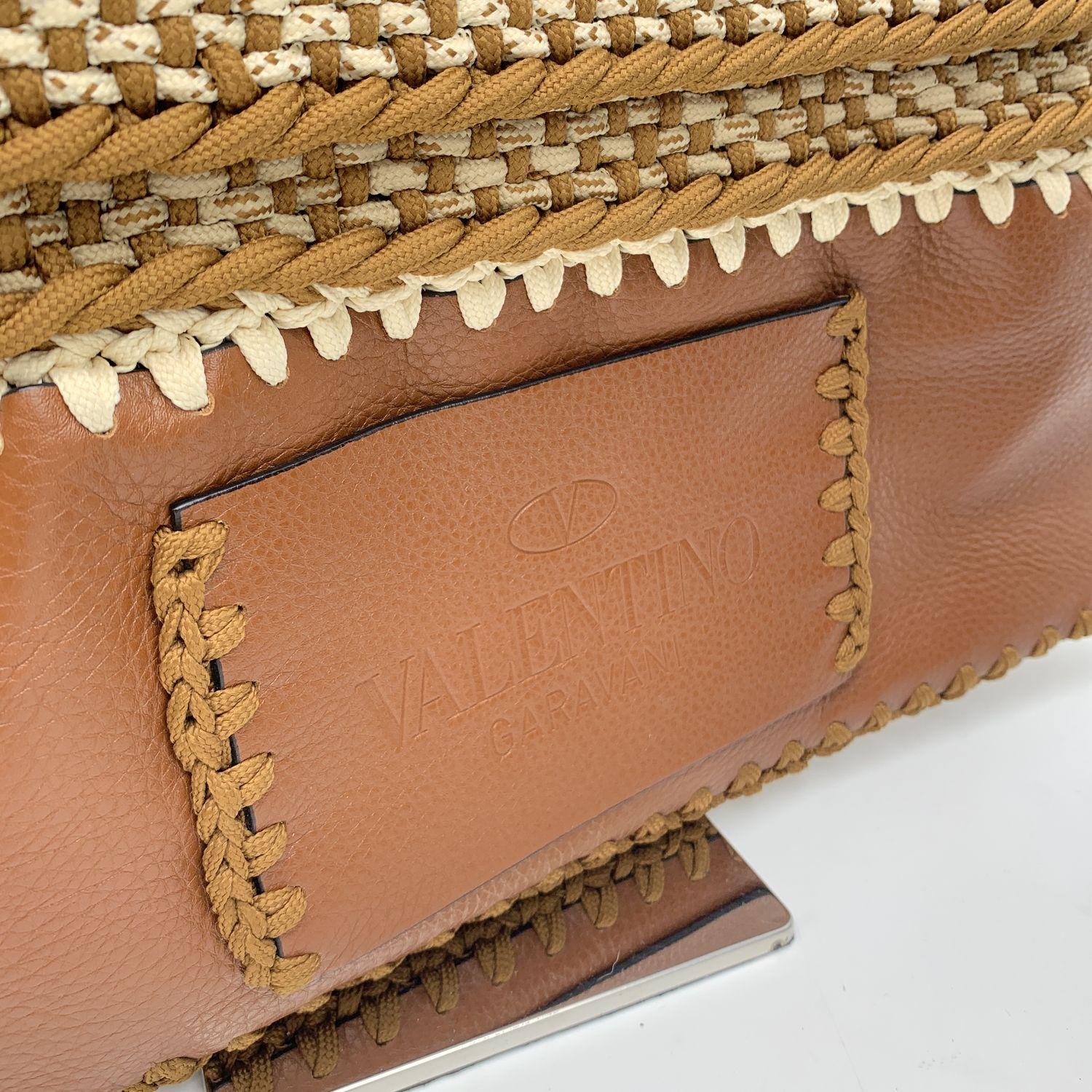 Valentino Garavani Rockstud Brown Leather and Crochet Tote Bag For Sale 2
