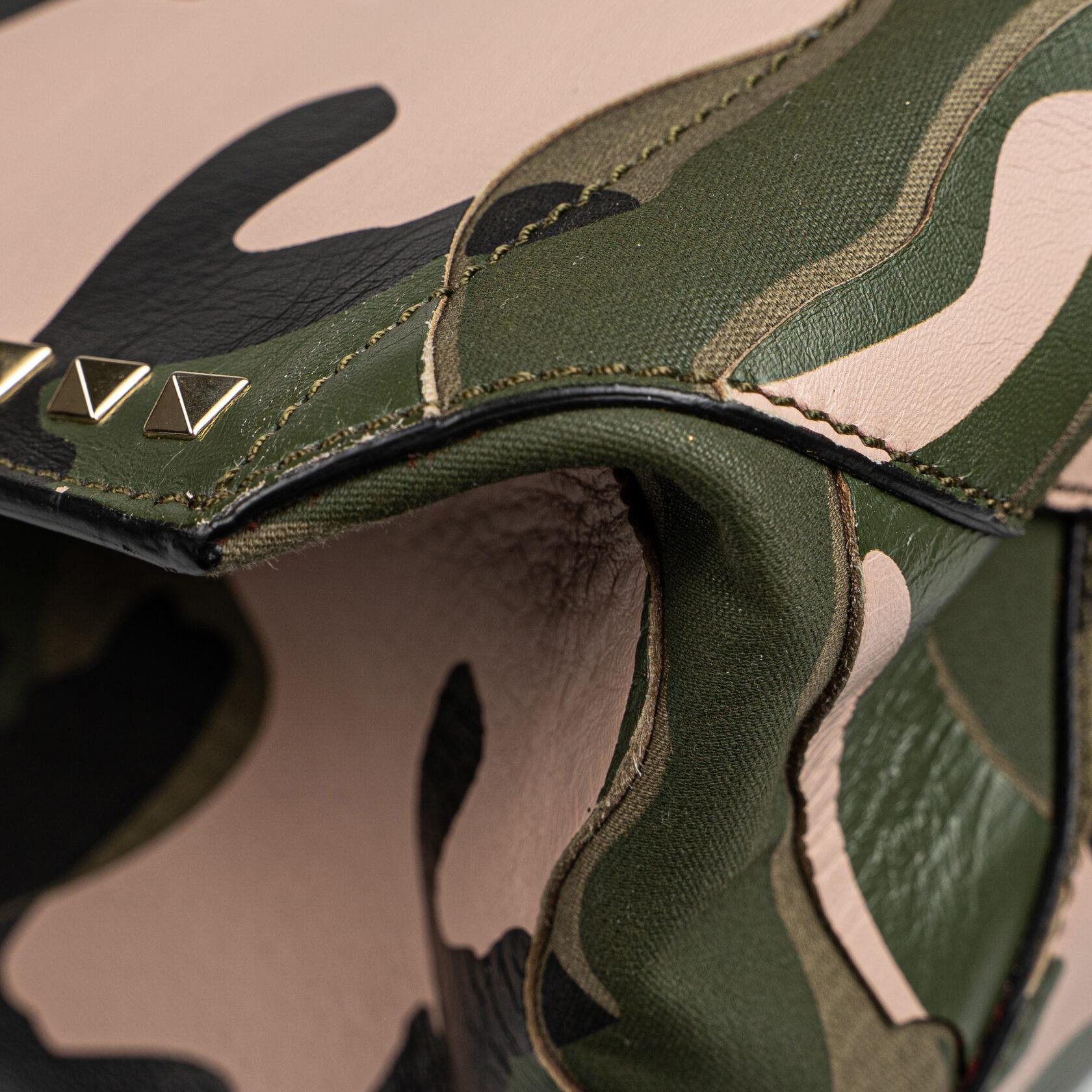 Valentino Garavani Rockstud Camouflage Tote For Sale 3
