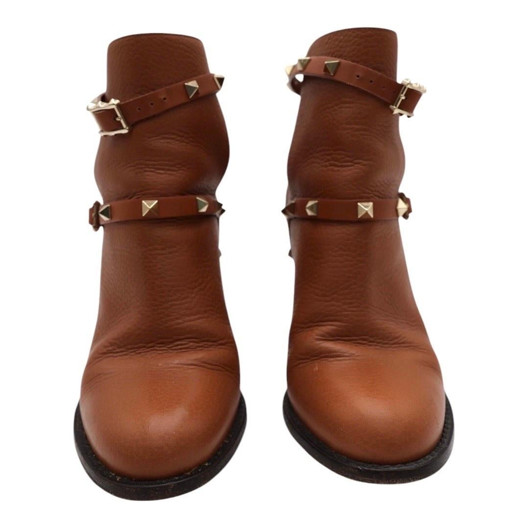 Valentino Garavani - Stivaletti in pelle Rockstud - Marrone cognac In condizioni buone in vendita a Dallas, TX