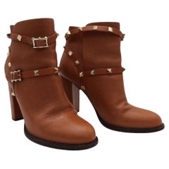 Valentino Garavani - Stivaletti in pelle Rockstud - Marrone cognac