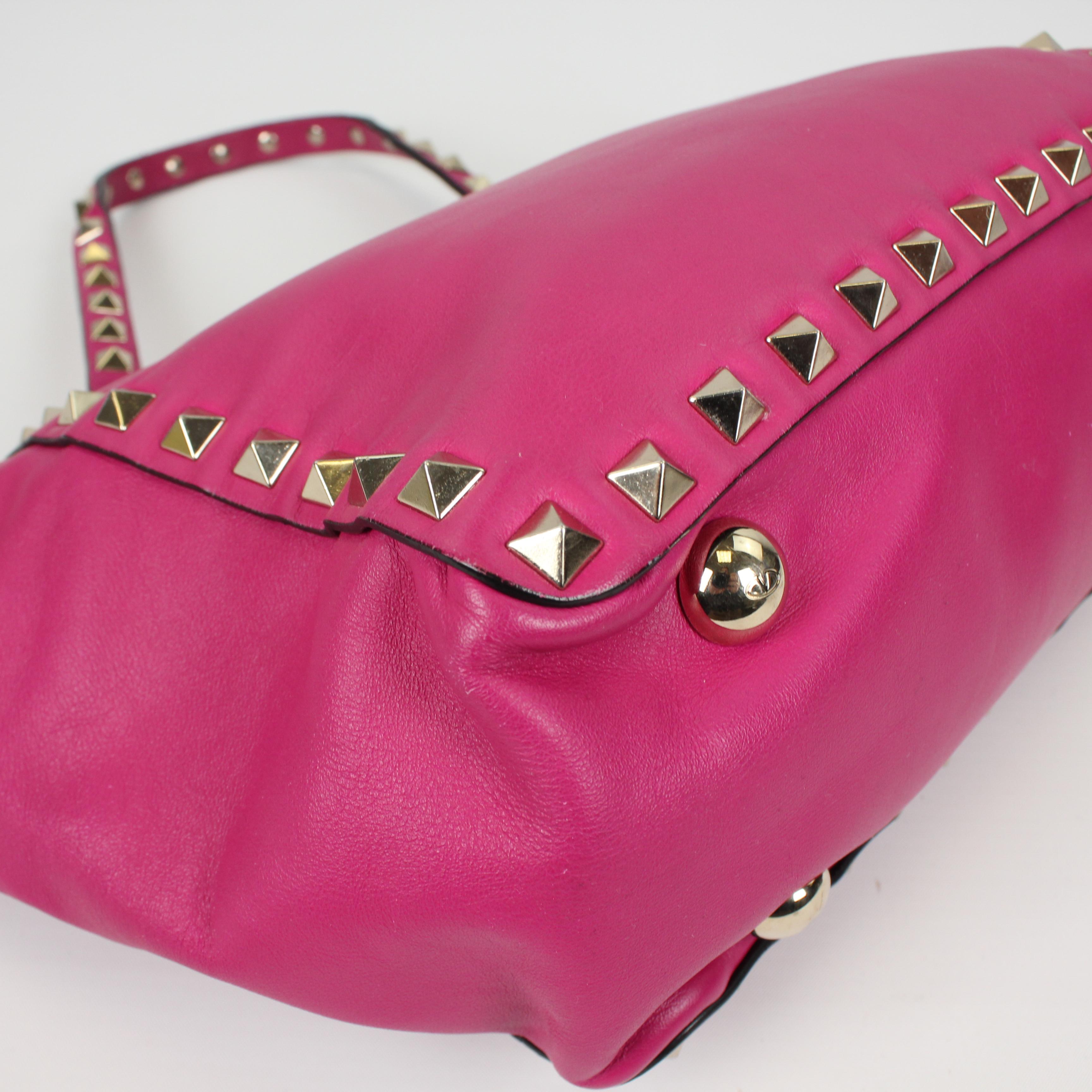 Valentino Garavani Rockstud leather handbag For Sale 12