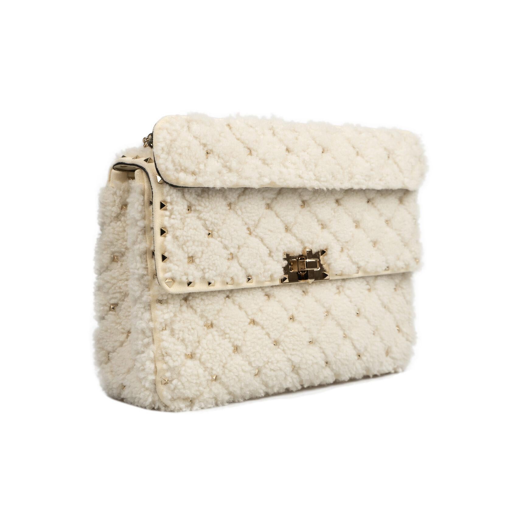 Valentino Garavani Rockstud Spike Medium Beige In New Condition For Sale In Dover, DE