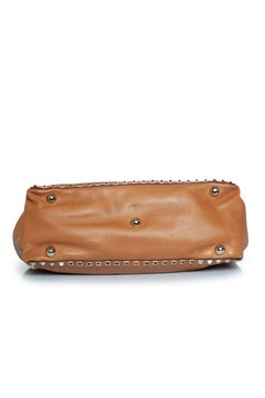 Valentino Garavani, Rockstud tote in camel