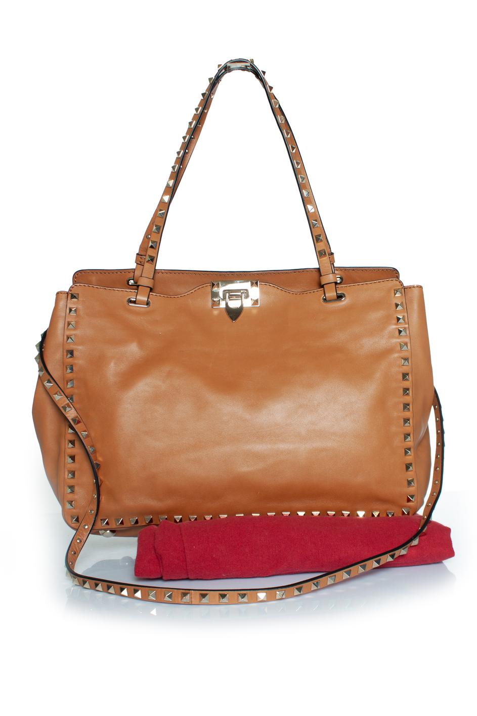 Valentino Garavani, Rockstud tote in camel For Sale 2