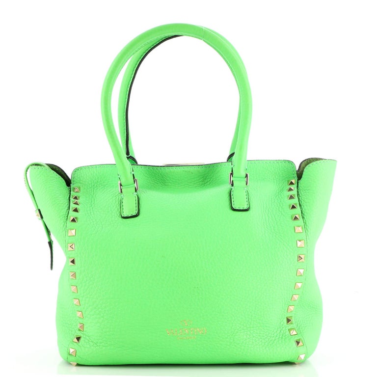 Valentino Garavani Rockstud Tote Pebbled Leather Medium For Sale at 1stDibs