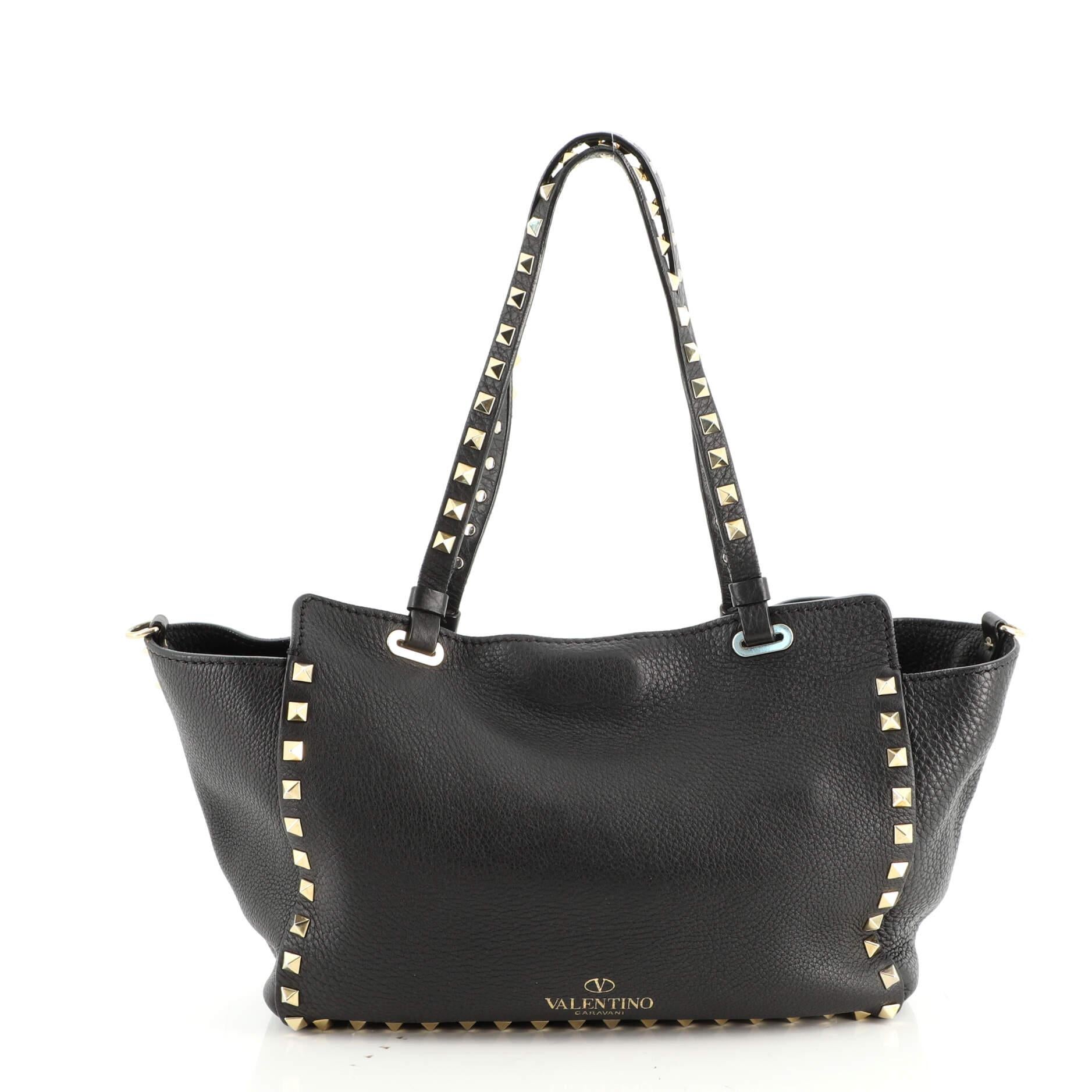 Valentino Garavani Rockstud Tote Pebbled Leather Small In Good Condition For Sale In NY, NY