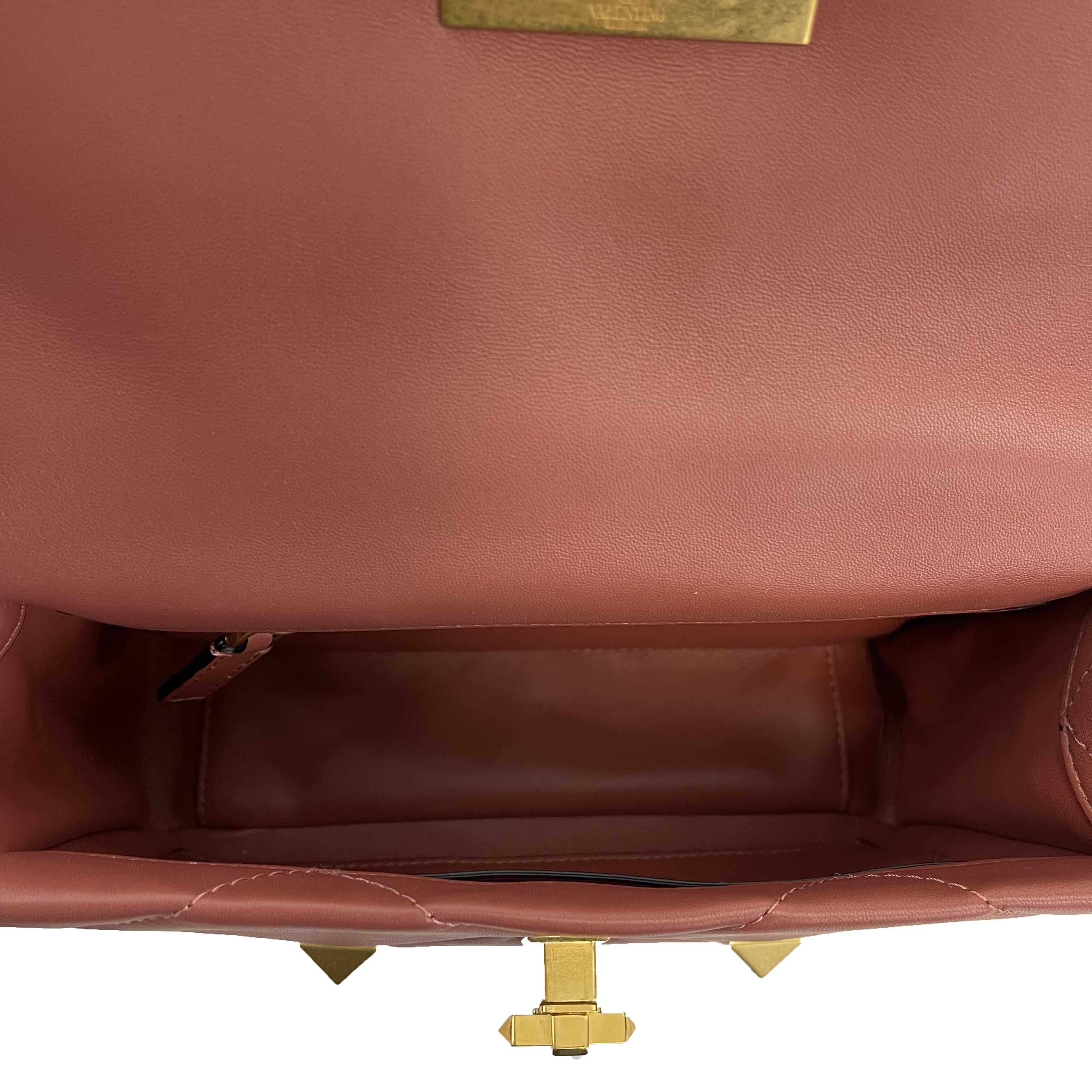 Valentino Garavani Roman Stud Medium Quilted - Ginger - Top Handle Shoulder Bag For Sale 8