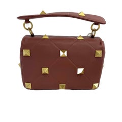 Valentino Garavani Roman Stud Medium Quilted - Ginger - Top Handle Shoulder Bag