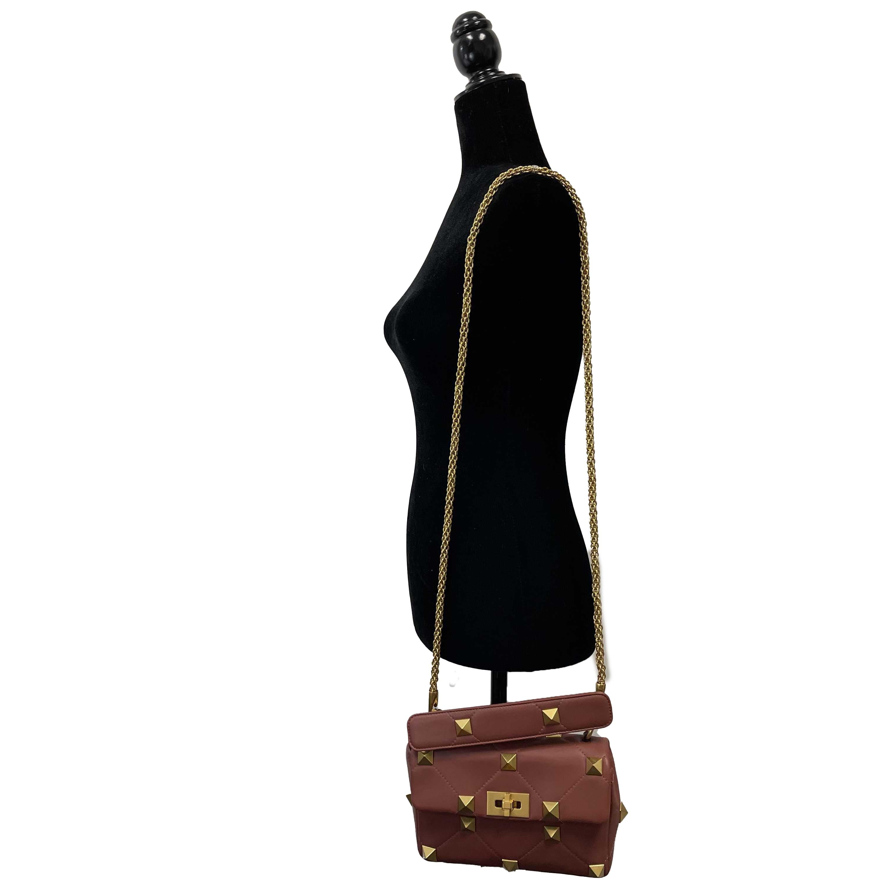 Valentino Garavani Roman Stud Medium Quilted - Ginger - Top Handle Shoulder Bag In New Condition For Sale In Sanford, FL