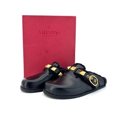 Valentino Garavani Roman Stud Shearling Lined Sabot Slip On Mules Slides 38