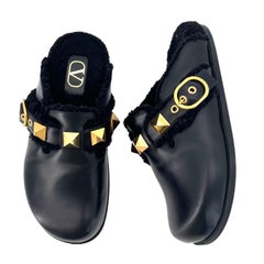 Valentino Garavani Roman Stud Shearling Lined Sabot Slip On Mules Slides 38