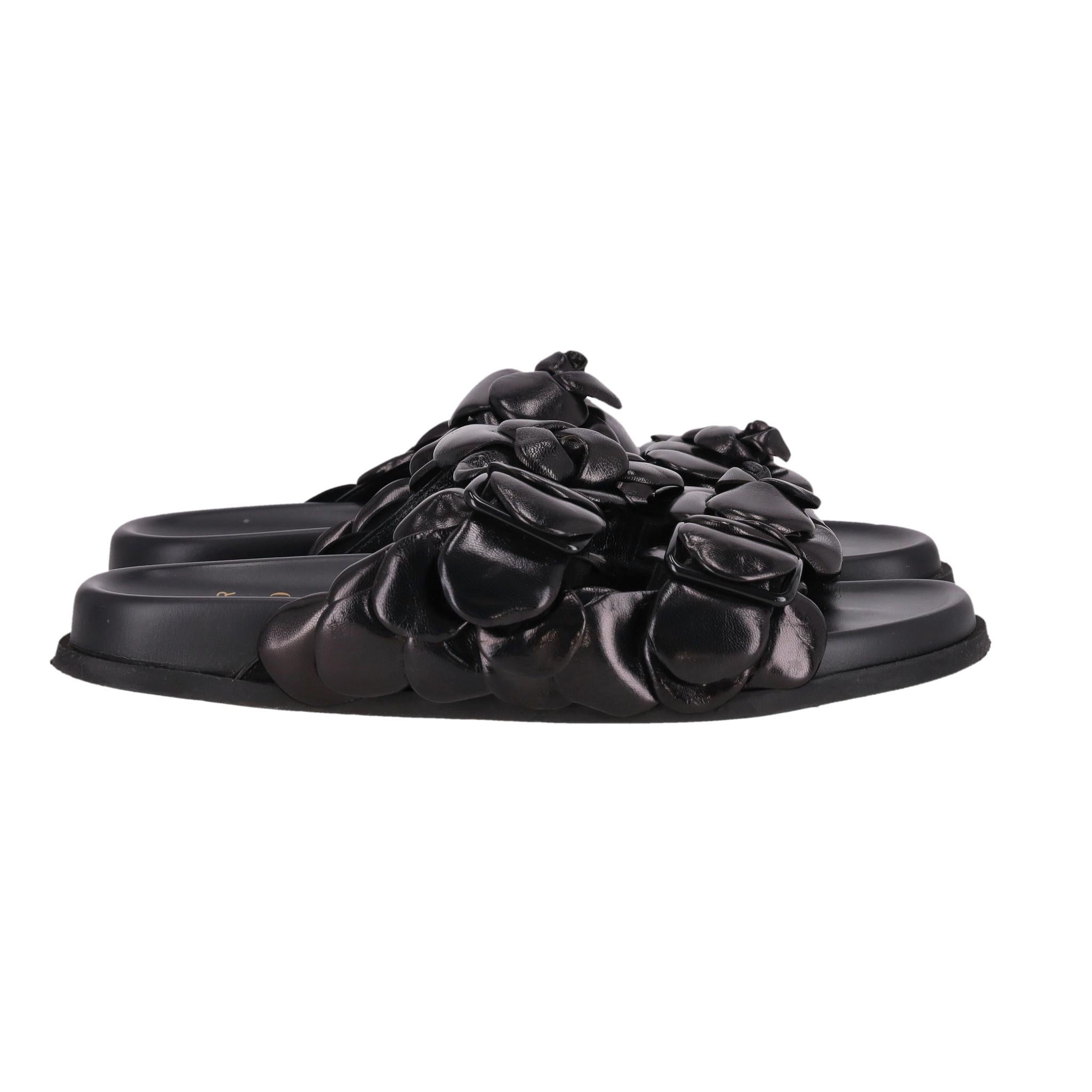 Valentino Garavani Rose Edition Leder Slipper Sandalen im Zustand „Gut“ im Angebot in London, GB
