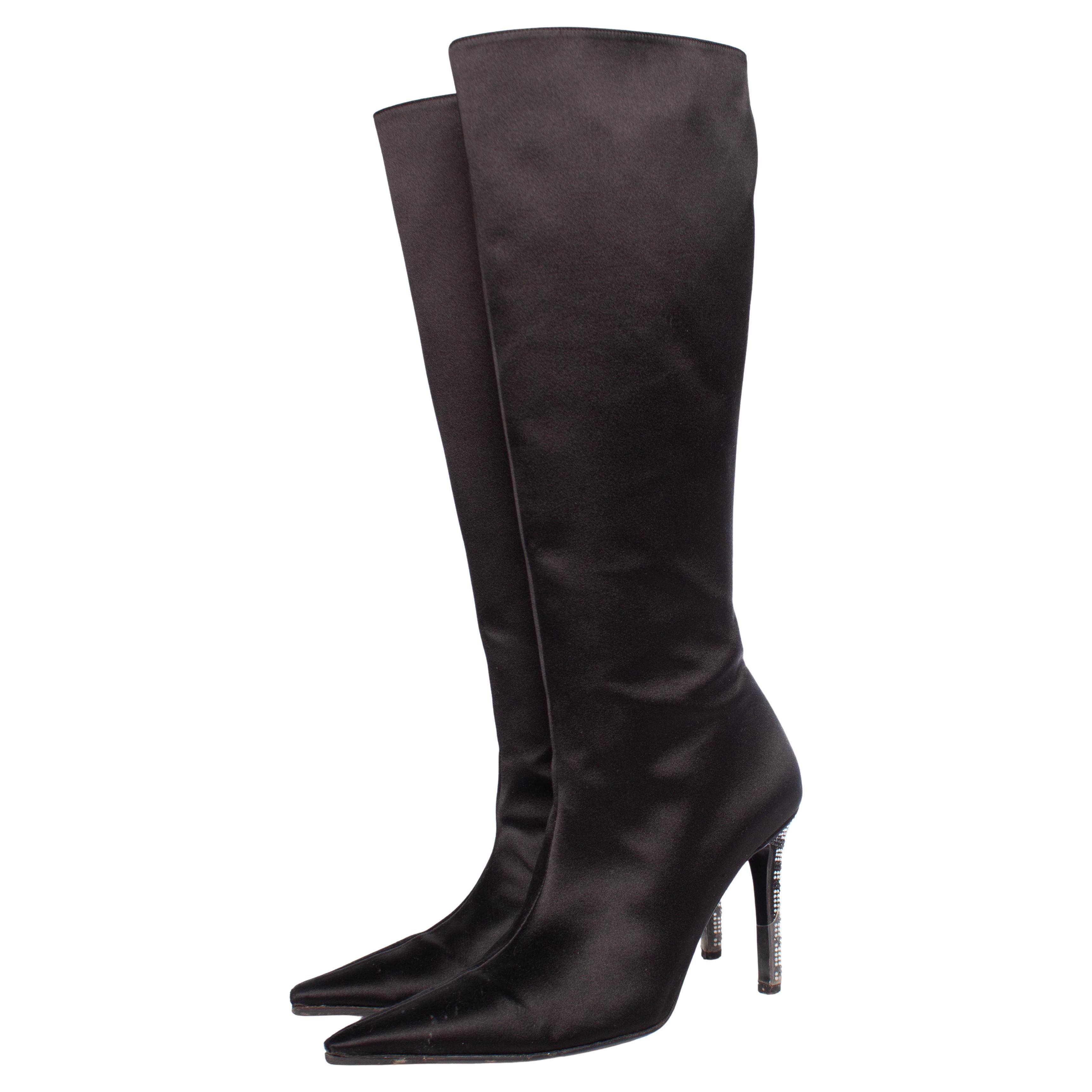 Valentino Garavani, bottes pointues en satin en vente