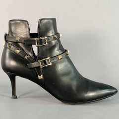 VALENTINO GARAVANI Size 8.5 Black Leather Rockstud Pointed Toe Stiletto Booties