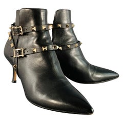 VALENTINO GARAVANI Size 8.5 Black Leather Rockstud Pointed Toe Stiletto Booties