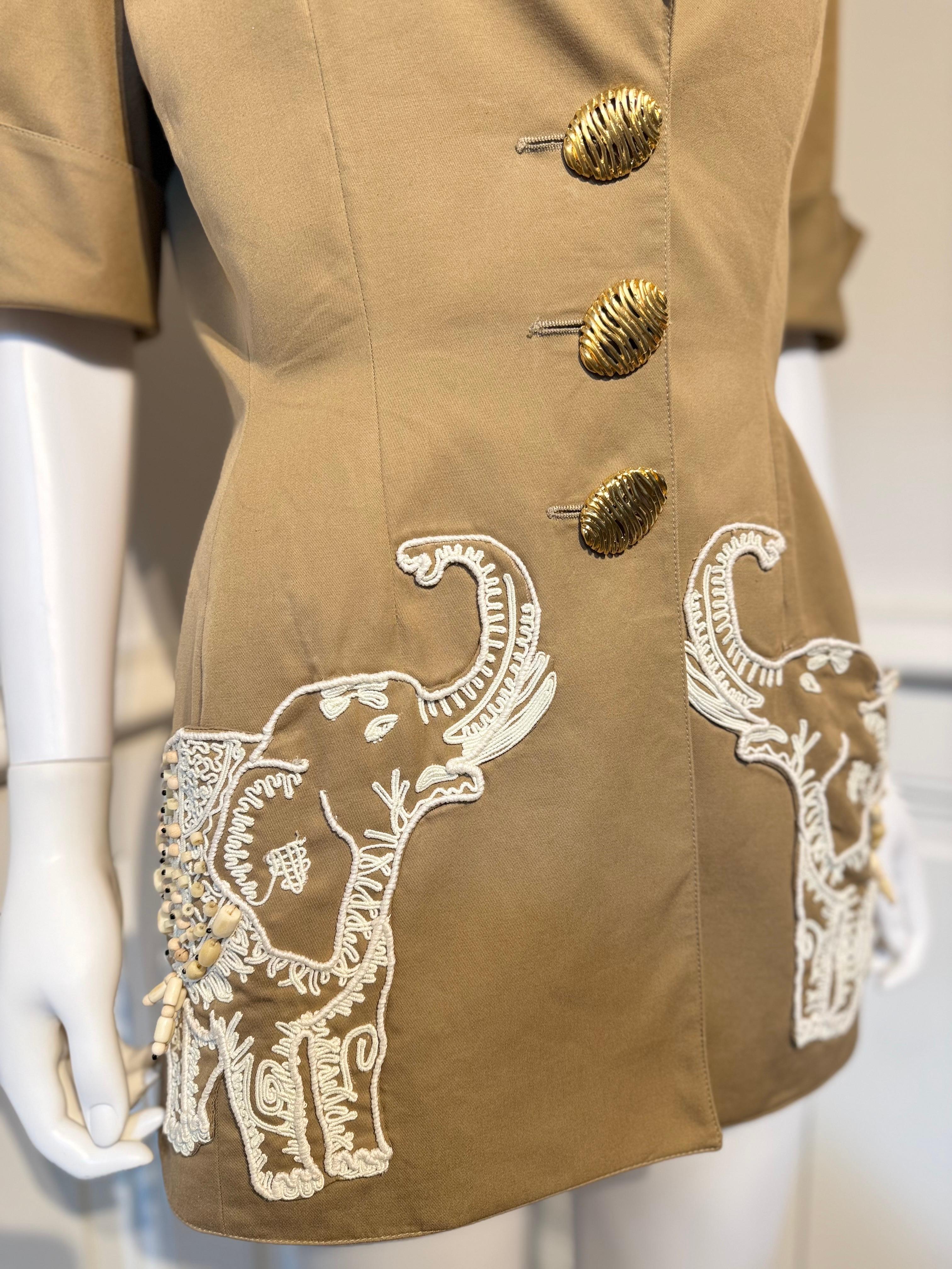 Valentino Garavani Frühjahr/Sommer 1993 erstaunliche Jacke Perlen Details Stickerei im Angebot 3