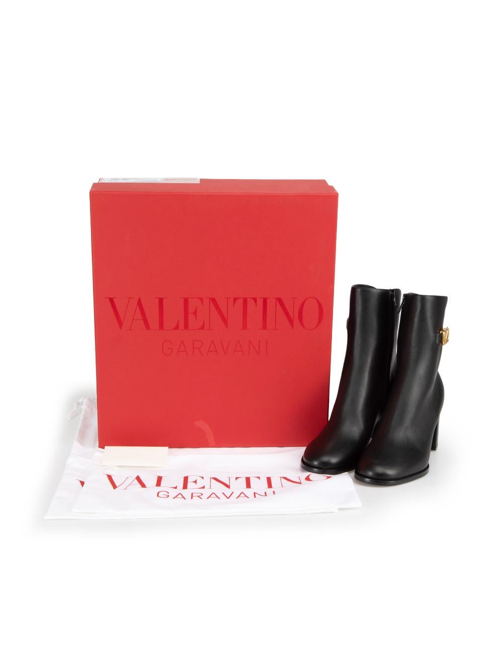 Valentino Garavani SS24 Black Leather V-Logo Ankle Boots Size SML 4
