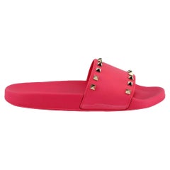 Valentino Garavani The Rockstud Rubber Slides Eu 39 Uk 6 Us 9