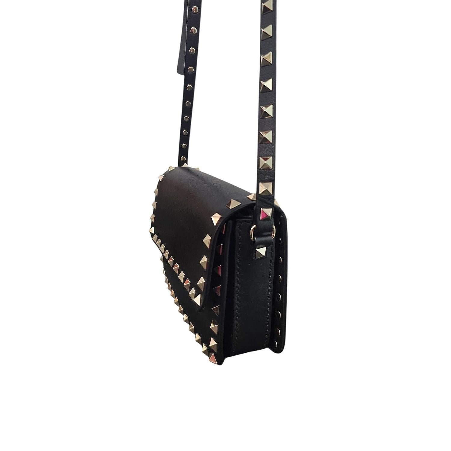Valentino Garavani Vintage Rockstud - Sac à main en cuir de veau en vente 1