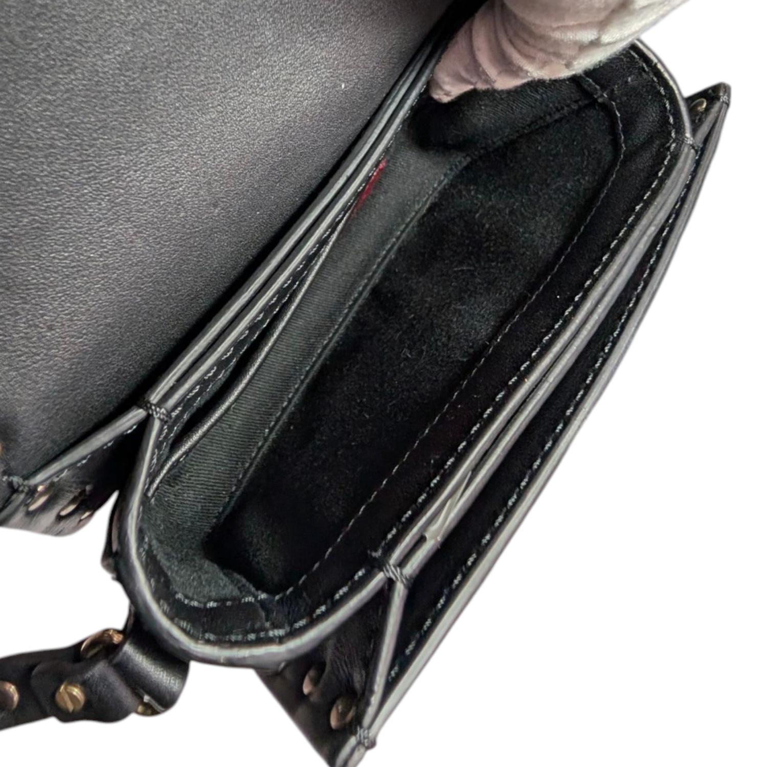 Valentino Garavani Vintage Rockstud - Sac à main en cuir de veau en vente 4
