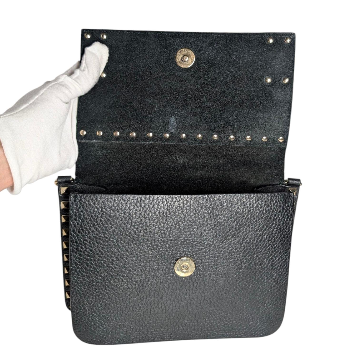Valentino Garavani Vintage Small Rockstud Grainy Calf Crossbody Pour femmes en vente
