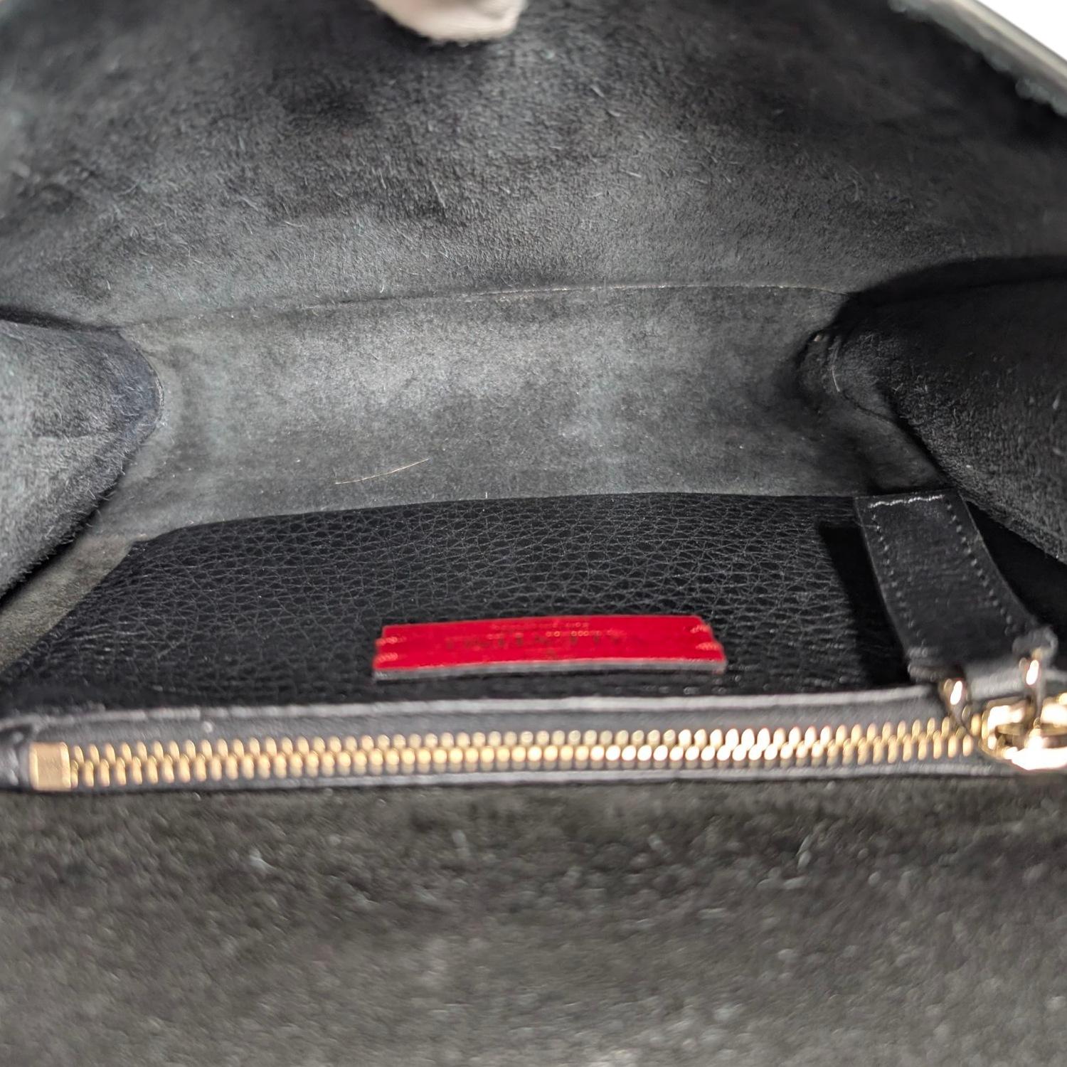 Valentino Garavani Vintage Small Rockstud Grainy Calf Crossbody en vente 2