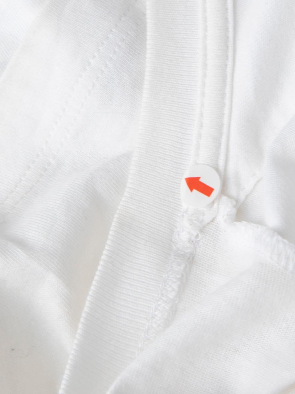 Valentino Garavani White Sequinned Graphic T-shirt Size S For Sale 1