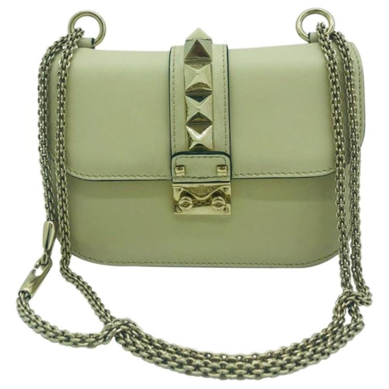 Valentino Glam Lock Rockstud Small - Cream and Gold For Sale at 1stDibs |  mulberry clutch bag, mulberry satchel, mulberry satchel bags