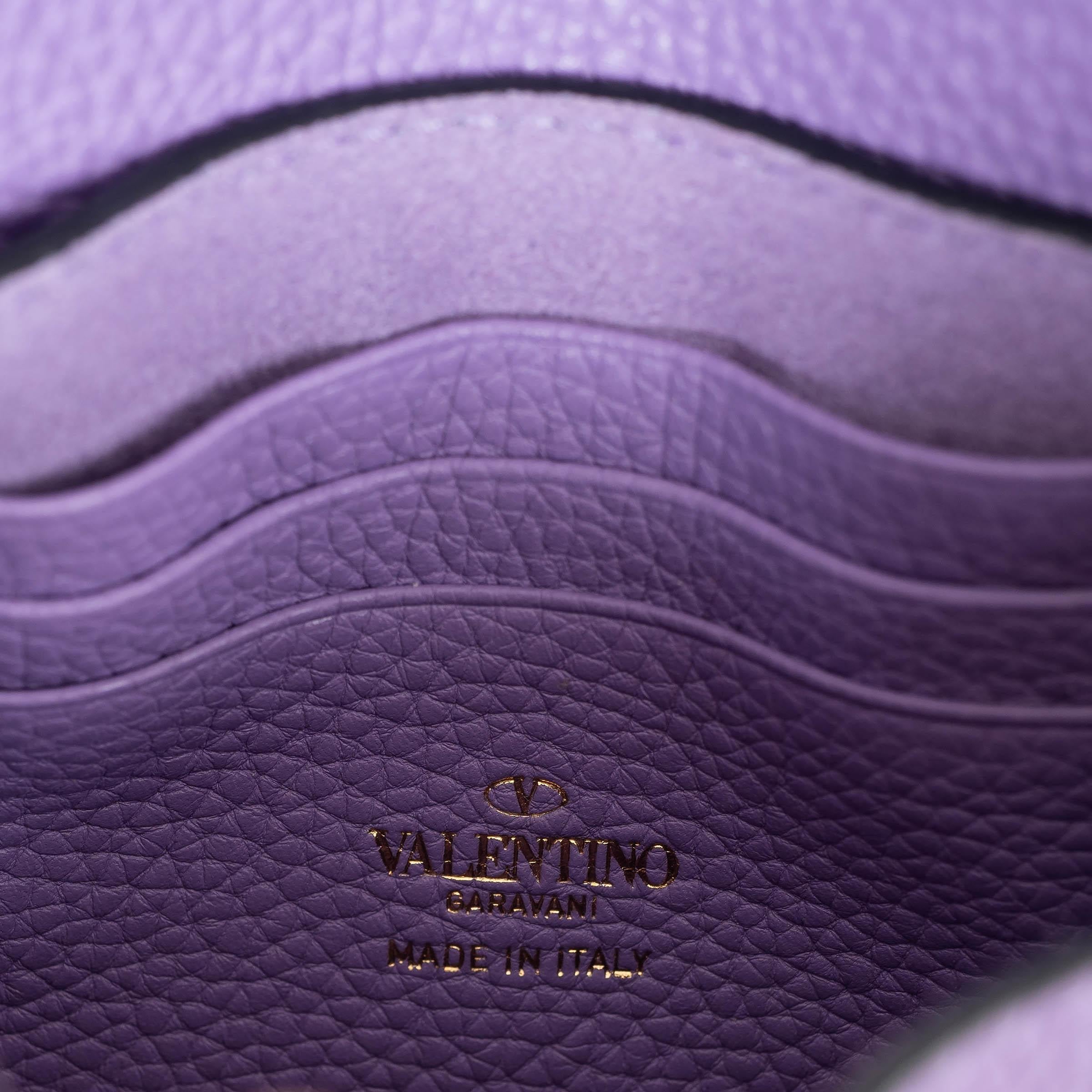 Bolso Crossbody VALENTINO Glicine de cuero morado 2023 ROCKSTUD POUCH en venta 3